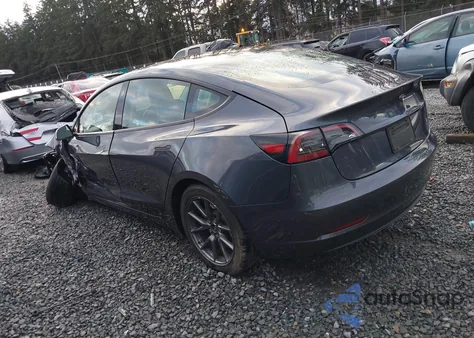 2023 Tesla Model 3 Rear-Wheel Drive z USA, uszkodzony, nr VIN 5YJ3E1EA3PF651138